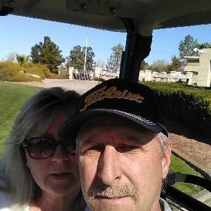 Meet your Posher, Shane-roxie